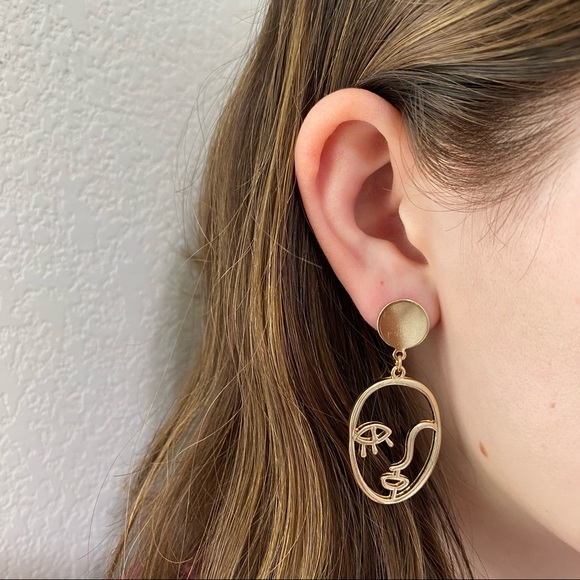 Face Art Metal Drop Earrings in Gold - Picture 2 of 8